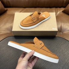 Christian Louboutin(红底鞋)意大利男士休闲板鞋出货!这个意大利纯手工鞋履品牌的每一双鞋设计简洁经典, Christian Louboutin(红底鞋)意大利男士休闲板鞋出货!这个意大利纯手工鞋履品牌的每一双鞋设计简洁经典,