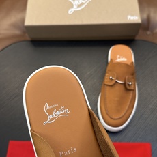 Christian Louboutin(红底鞋)意大利男士休闲板鞋出货!这个意大利纯手工鞋履品牌的每一双鞋设计简洁经典, Christian Louboutin(红底鞋)意大利男士休闲板鞋出货!这个意大利纯手工鞋履品牌的每一双鞋设计简洁经典,