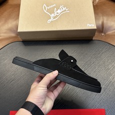 Christian Louboutin(红底鞋)意大利男士休闲板鞋出货!这个意大利纯手工鞋履品牌的每一双鞋设计简洁经典, Christian Louboutin(红底鞋)意大利男士休闲板鞋出货!这个意大利纯手工鞋履品牌的每一双鞋设计简洁经典,