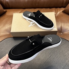 Christian Louboutin(红底鞋)意大利男士休闲板鞋出货!这个意大利纯手工鞋履品牌的每一双鞋设计简洁经典, Christian Louboutin(红底鞋)意大利男士休闲板鞋出货!这个意大利纯手工鞋履品牌的每一双鞋设计简洁经典,