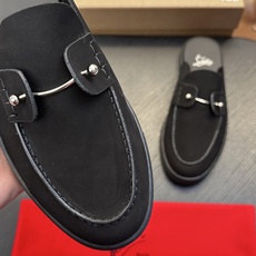 Christian Louboutin(红底鞋)意大利男士休闲板鞋出货!这个意大利纯手工鞋履品牌的每一双鞋设计简洁经典, Christian Louboutin(红底鞋)意大利男士休闲板鞋出货!这个意大利纯手工鞋履品牌的每一双鞋设计简洁经典,