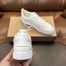 🌾(定做不退换)Christian Louboutin(红底鞋)意大利男士休闲板鞋出货!这个意大利纯手工鞋履品牌的每一双 🌾(定做不退换)Christian Louboutin(红底鞋)意大利男士休闲板鞋出货!这个意大利纯手工鞋履品牌的每一双