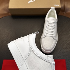 🌾(定做不退换)Christian Louboutin(红底鞋)意大利男士休闲板鞋出货!这个意大利纯手工鞋履品牌的每一双 🌾(定做不退换)Christian Louboutin(红底鞋)意大利男士休闲板鞋出货!这个意大利纯手工鞋履品牌的每一双