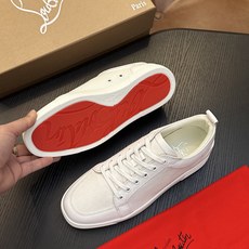 🌾(定做不退换)Christian Louboutin(红底鞋)意大利男士休闲板鞋出货!这个意大利纯手工鞋履品牌的每一双 🌾(定做不退换)Christian Louboutin(红底鞋)意大利男士休闲板鞋出货!这个意大利纯手工鞋履品牌的每一双