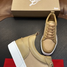 🌾(定做不退换)Christian Louboutin(红底鞋)意大利男士休闲板鞋出货!这个意大利纯手工鞋履品牌的每一双 🌾(定做不退换)Christian Louboutin(红底鞋)意大利男士休闲板鞋出货!这个意大利纯手工鞋履品牌的每一双