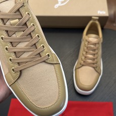 🌾(定做不退换)Christian Louboutin(红底鞋)意大利男士休闲板鞋出货!这个意大利纯手工鞋履品牌的每一双 🌾(定做不退换)Christian Louboutin(红底鞋)意大利男士休闲板鞋出货!这个意大利纯手工鞋履品牌的每一双