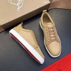 🌾(定做不退换)Christian Louboutin(红底鞋)意大利男士休闲板鞋出货!这个意大利纯手工鞋履品牌的每一双 🌾(定做不退换)Christian Louboutin(红底鞋)意大利男士休闲板鞋出货!这个意大利纯手工鞋履品牌的每一双