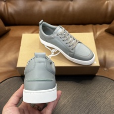 🌾(定做不退换)Christian Louboutin(红底鞋)意大利男士休闲板鞋出货!这个意大利纯手工鞋履品牌的每一双 🌾(定做不退换)Christian Louboutin(红底鞋)意大利男士休闲板鞋出货!这个意大利纯手工鞋履品牌的每一双
