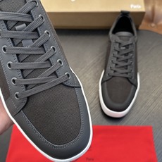 🌾(定做不退换)Christian Louboutin(红底鞋)意大利男士休闲板鞋出货!这个意大利纯手工鞋履品牌的每一双 🌾(定做不退换)Christian Louboutin(红底鞋)意大利男士休闲板鞋出货!这个意大利纯手工鞋履品牌的每一双