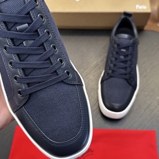 🌾(定做不退换)Christian Louboutin(红底鞋)意大利男士休闲板鞋出货!这个意大利纯手工鞋履品牌的每一双 🌾(定做不退换)Christian Louboutin(红底鞋)意大利男士休闲板鞋出货!这个意大利纯手工鞋履品牌的每一双