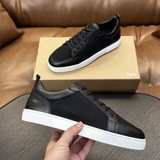 🌾(定做不退换)Christian Louboutin(红底鞋)意大利男士休闲板鞋出货!这个意大利纯手工鞋履品牌的每一双 🌾(定做不退换)Christian Louboutin(红底鞋)意大利男士休闲板鞋出货!这个意大利纯手工鞋履品牌的每一双