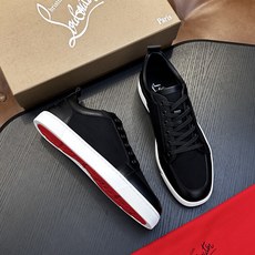 🌾(定做不退换)Christian Louboutin(红底鞋)意大利男士休闲板鞋出货!这个意大利纯手工鞋履品牌的每一双 🌾(定做不退换)Christian Louboutin(红底鞋)意大利男士休闲板鞋出货!这个意大利纯手工鞋履品牌的每一双