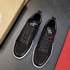 🌾(定做不退换)Christian Louboutin(红底鞋)意大利男士休闲板鞋出货!这个意大利纯手工鞋履品牌的每一双 🌾(定做不退换)Christian Louboutin(红底鞋)意大利男士休闲板鞋出货!这个意大利纯手工鞋履品牌的每一双