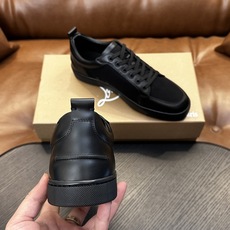 🌾(定做不退换)Christian Louboutin(红底鞋)意大利男士休闲板鞋出货!这个意大利纯手工鞋履品牌的每一双 🌾(定做不退换)Christian Louboutin(红底鞋)意大利男士休闲板鞋出货!这个意大利纯手工鞋履品牌的每一双