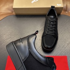 🌾(定做不退换)Christian Louboutin(红底鞋)意大利男士休闲板鞋出货!这个意大利纯手工鞋履品牌的每一双 🌾(定做不退换)Christian Louboutin(红底鞋)意大利男士休闲板鞋出货!这个意大利纯手工鞋履品牌的每一双
