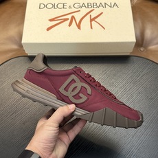 Dolce&Gabbana DG Cushion 小牛皮运动鞋|点缀 DG 徽标|轻便、抓地力强的橡胶外底采用创新设计 Dolce&Gabbana DG Cushion 小牛皮运动鞋|点缀 DG 徽标|轻便、抓地力强的橡胶外底采用创新设计