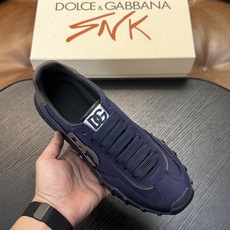 Dolce&Gabbana DG Cushion 小牛皮运动鞋|点缀 DG 徽标|轻便、抓地力强的橡胶外底采用创新设计 Dolce&Gabbana DG Cushion 小牛皮运动鞋|点缀 DG 徽标|轻便、抓地力强的橡胶外底采用创新设计