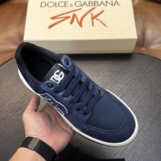 Dolce&Gabbana DG Cushion 小牛皮运动鞋|点缀 DG 徽标|轻便、抓地力强的橡胶外底采用创新设计 Dolce&Gabbana DG Cushion 小牛皮运动鞋|点缀 DG 徽标|轻便、抓地力强的橡胶外底采用创新设计