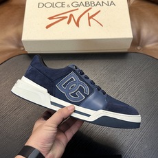 Dolce&Gabbana DG Cushion 小牛皮运动鞋|点缀 DG 徽标|轻便、抓地力强的橡胶外底采用创新设计 Dolce&Gabbana DG Cushion 小牛皮运动鞋|点缀 DG 徽标|轻便、抓地力强的橡胶外底采用创新设计