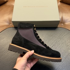 Brunello Cucinelli🆕BC秋冬新款磨砂皮登山靴|将经典户外靴的灵感引入,让您轻松塑造充满朝气的休闲风范| Brunello Cucinelli🆕BC秋冬新款磨砂皮登山靴|将经典户外靴的灵感引入,让您轻松塑造充满朝气的休闲风范|