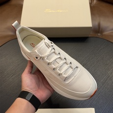 🌾Santoni(圣东尼)意大利男士手工小牛皮鞋出货!这个意大利纯手工鞋履品牌的每一双鞋设计简洁经典,上脚非常舒适百搭! 🌾Santoni(圣东尼)意大利男士手工小牛皮鞋出货!这个意大利纯手工鞋履品牌的每一双鞋设计简洁经典,上脚非常舒适百搭!