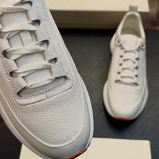 🌾Santoni(圣东尼)意大利男士手工小牛皮鞋出货!这个意大利纯手工鞋履品牌的每一双鞋设计简洁经典,上脚非常舒适百搭! 🌾Santoni(圣东尼)意大利男士手工小牛皮鞋出货!这个意大利纯手工鞋履品牌的每一双鞋设计简洁经典,上脚非常舒适百搭!