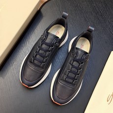🌾Santoni(圣东尼)意大利男士手工小牛皮鞋出货!这个意大利纯手工鞋履品牌的每一双鞋设计简洁经典,上脚非常舒适百搭! 🌾Santoni(圣东尼)意大利男士手工小牛皮鞋出货!这个意大利纯手工鞋履品牌的每一双鞋设计简洁经典,上脚非常舒适百搭!