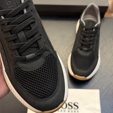 🌾新款boss男士休闲男凉拖鞋 此款boss凉拖鞋鞋面料采用意大利进口牛皮内里和鞋垫皮也是同等级皮革 减肥脚廋都可以驾驭 🌾新款boss男士休闲男凉拖鞋 此款boss凉拖鞋鞋面料采用意大利进口牛皮内里和鞋垫皮也是同等级皮革 减肥脚廋都可以驾驭