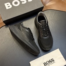 🌾新款boss男士休闲男凉拖鞋 此款boss凉拖鞋鞋面料采用意大利进口牛皮内里和鞋垫皮也是同等级皮革 减肥脚廋都可以驾驭 🌾新款boss男士休闲男凉拖鞋 此款boss凉拖鞋鞋面料采用意大利进口牛皮内里和鞋垫皮也是同等级皮革 减肥脚廋都可以驾驭