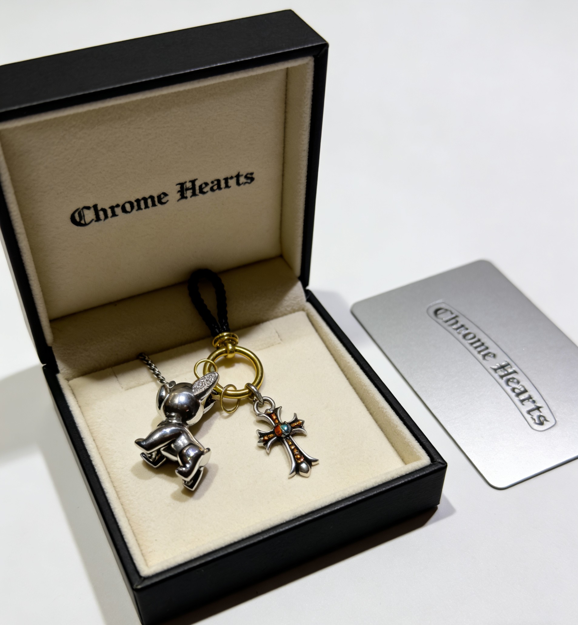 Chrome Hearts Hearts 风镜面法斗挂件