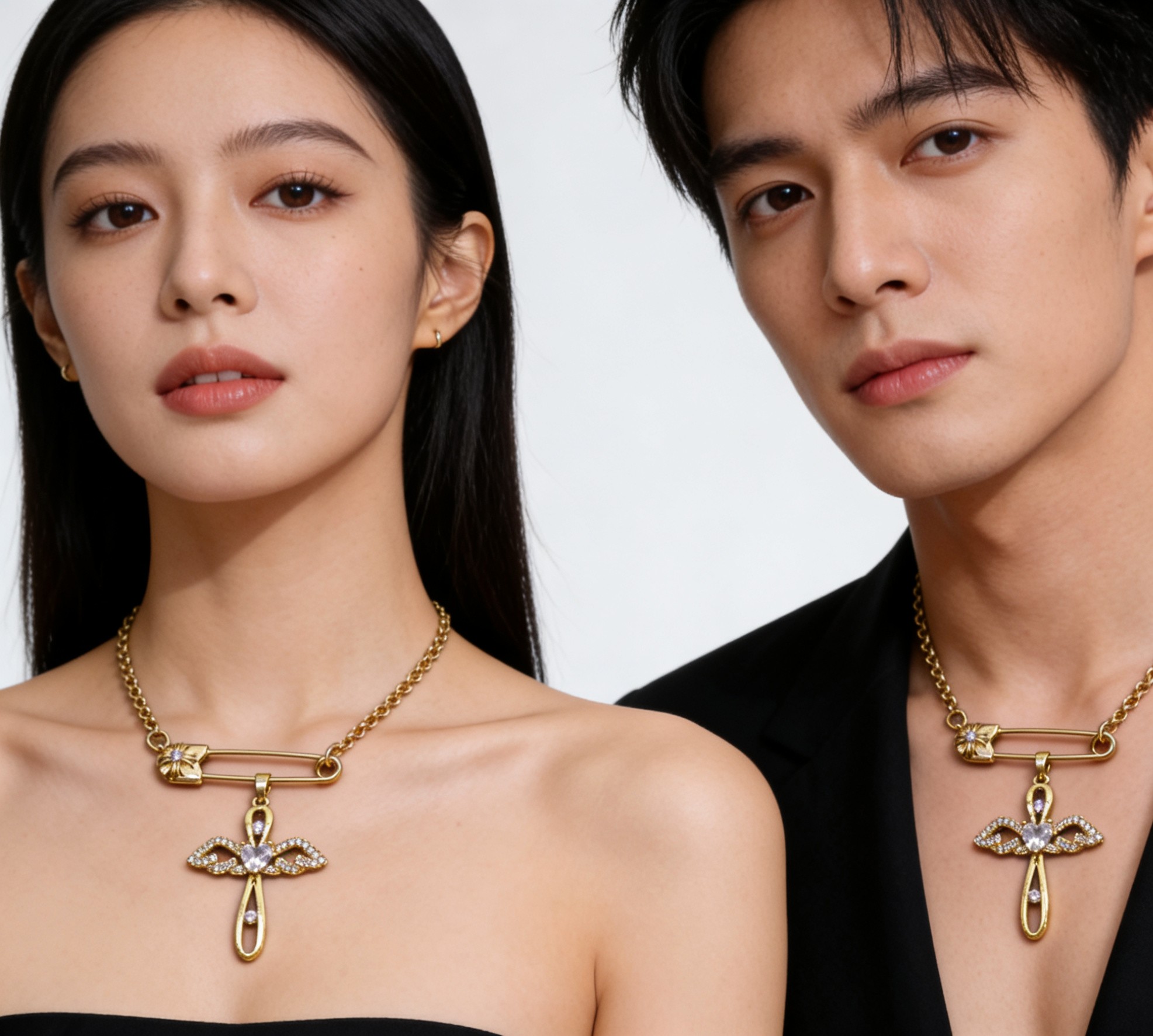 Chrome Hearts 克罗心镀金带钻别针项链成功狙击我的审美 刚拆封 它沉甸甸的分量就带来十足高级感 项链采用高品质镀金工艺