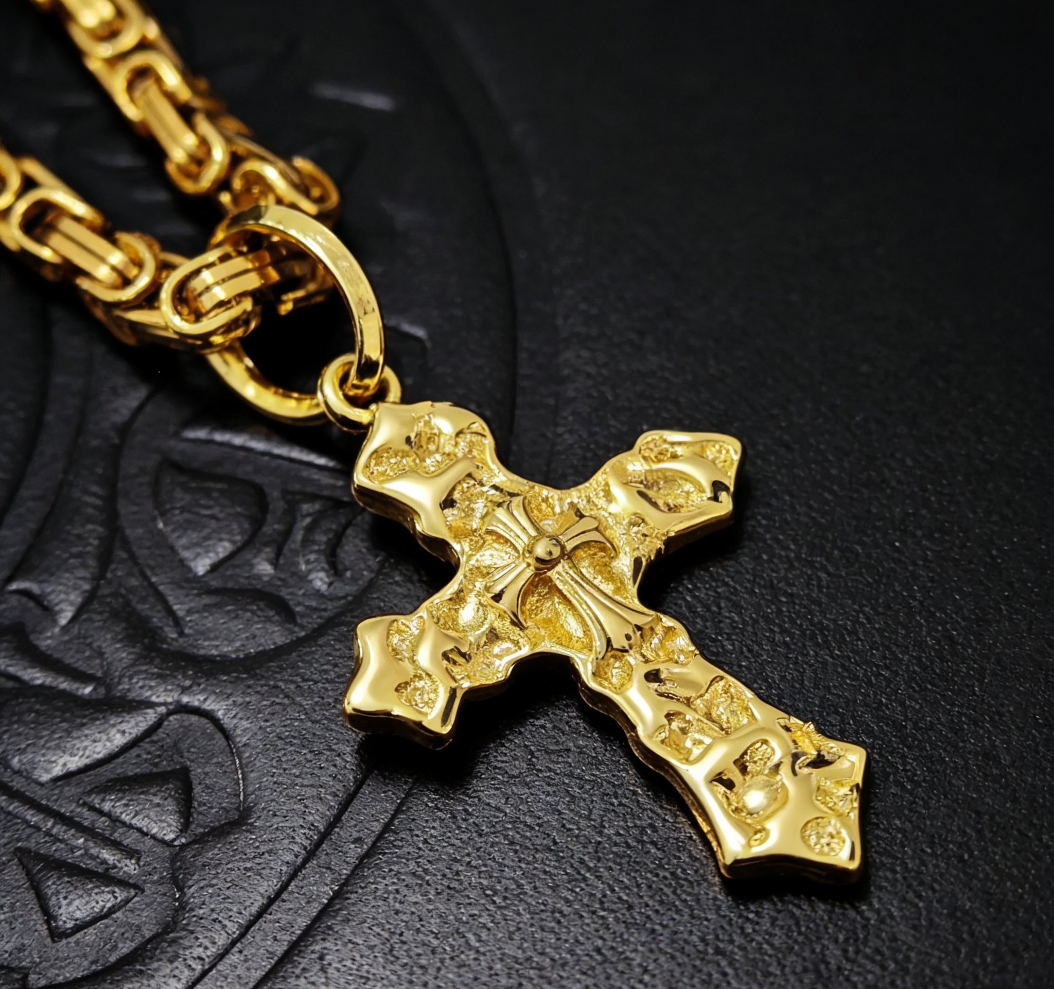 Chrome Hearts 2026 推荐𝐂𝐡𝐫𝐨𝐦𝐞 𝐡𝐞𝐚𝐫𝐭𝐬 克罗心项链 ，熔岩圣剑十字架吊坠