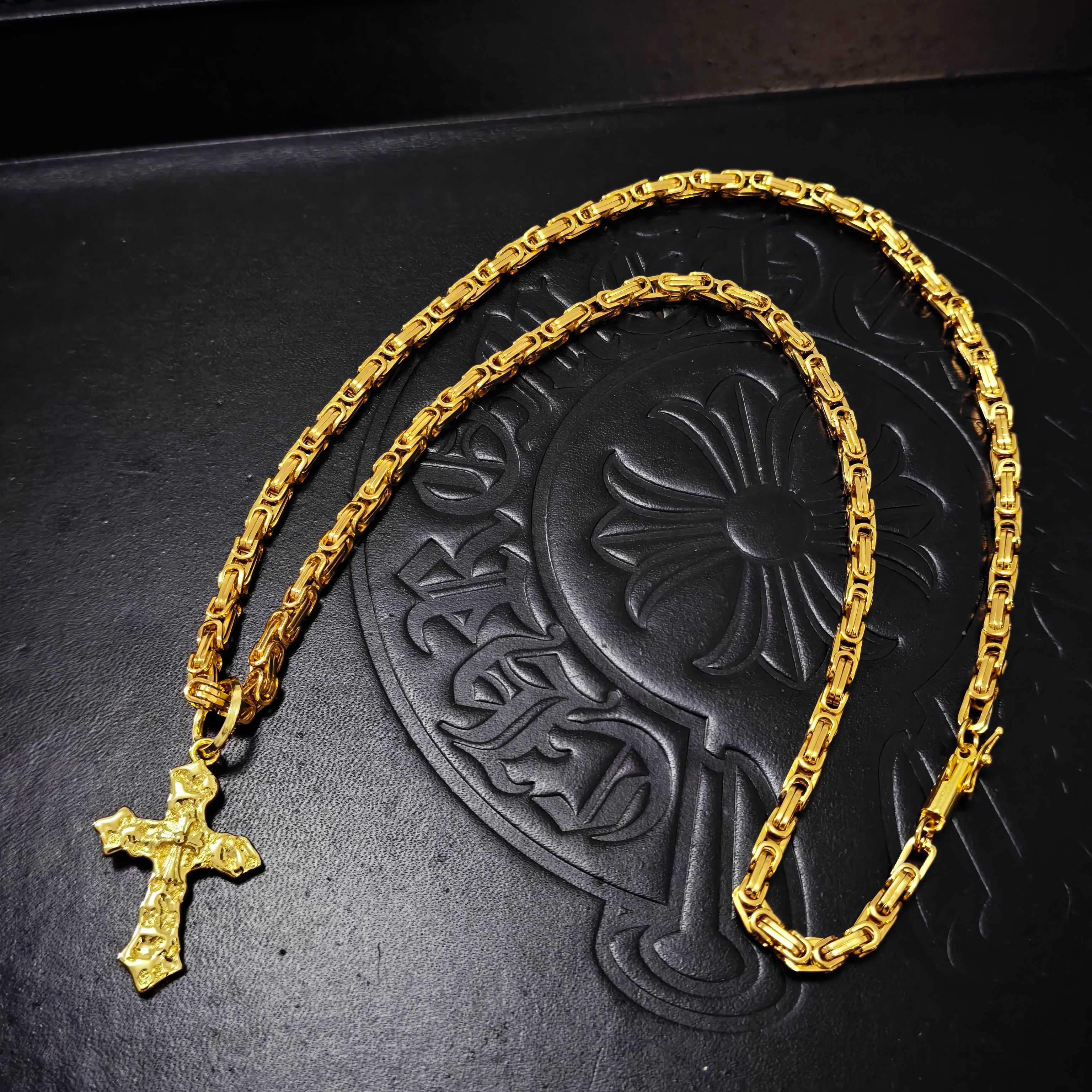 Chrome Hearts 2026 推荐𝐂𝐡𝐫𝐨𝐦𝐞 𝐡𝐞𝐚𝐫𝐭𝐬 克罗心项链 ，熔岩圣剑十字架吊坠