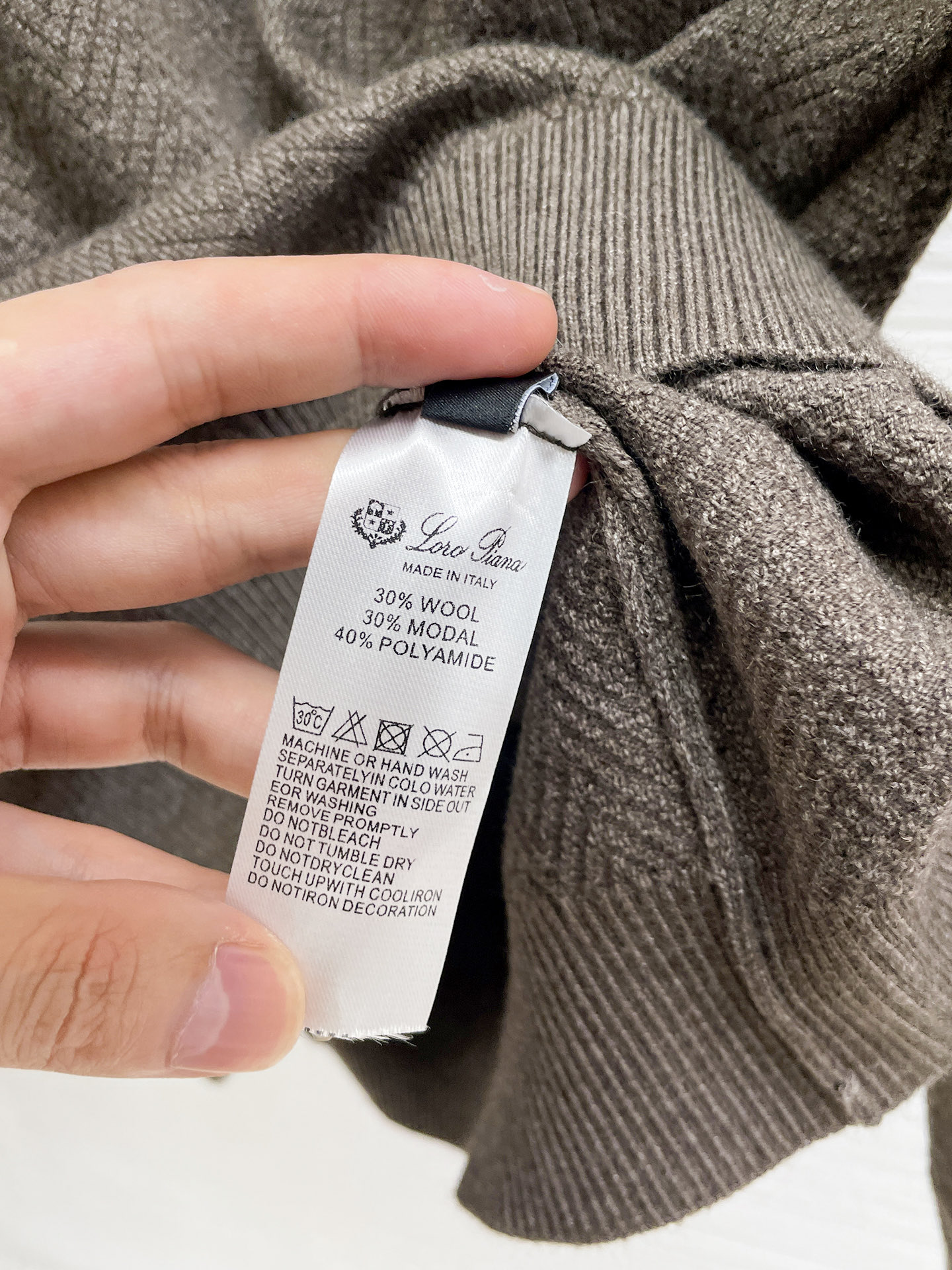 2026毛衣 秋冬最新系列,专柜1:1顶级复刻,全品相!加厚款,时下最流行的老钱风,老板必备单品!懂货的老板赶紧下手, 2026毛衣 秋冬最新系列,专柜1:1顶级复刻,全品相!加厚款,时下最流行的老钱风,老板必备单品!懂货的老板赶紧下手,