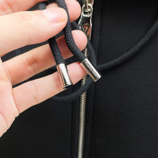 专柜🆕 2026早秋新款休闲套装!专柜同步。细节精致高级,品牌l织带高级感满满。更显年轻活力,定制高端面料,上身挺括有型 专柜🆕 2026早秋新款休闲套装!专柜同步。细节精致高级,品牌l织带高级感满满。更显年轻活力,定制高端面料,上身挺括有型