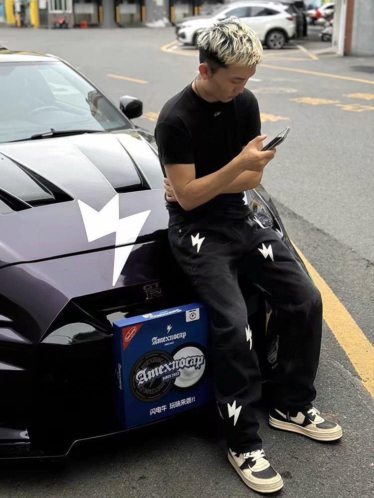 _d409scnHvE1xjM_B19mW-qFBhqPmEvoC7iU1kvQ