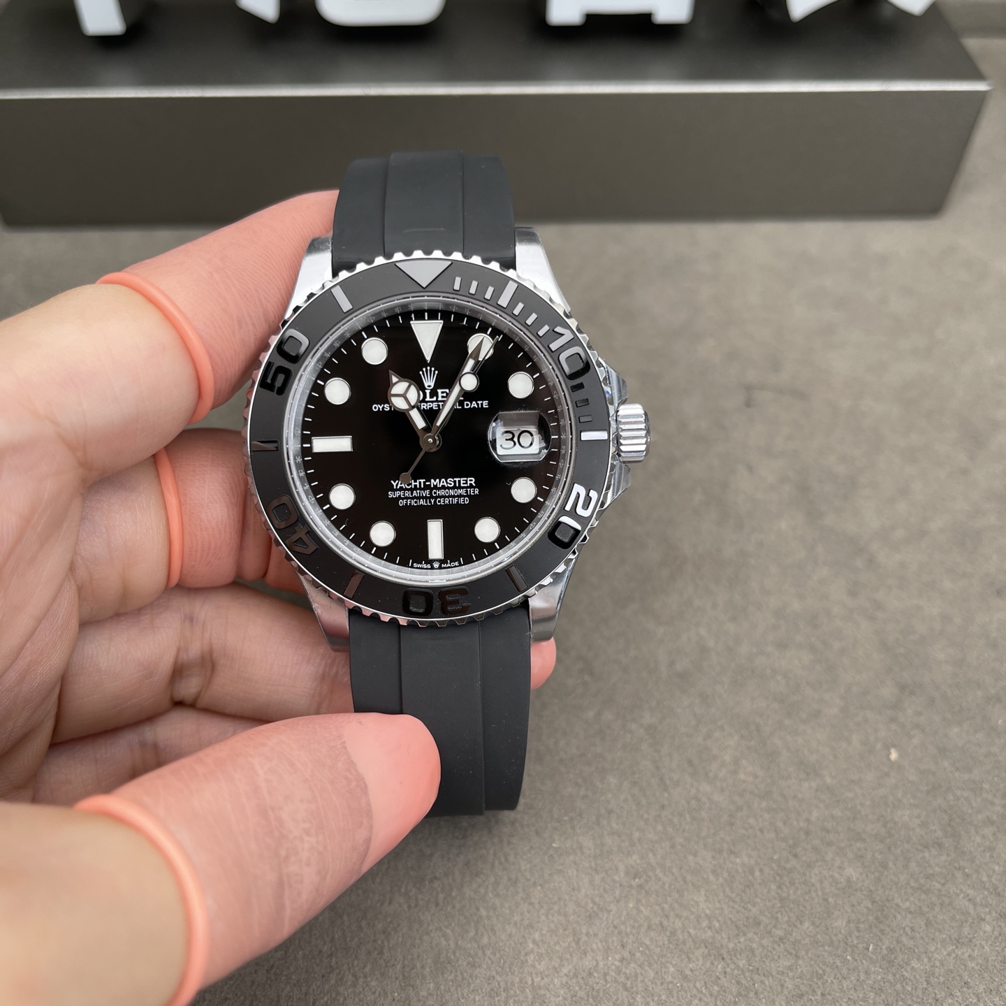 NO:946807,platinum yacht,19860909白金游艇,,Watch