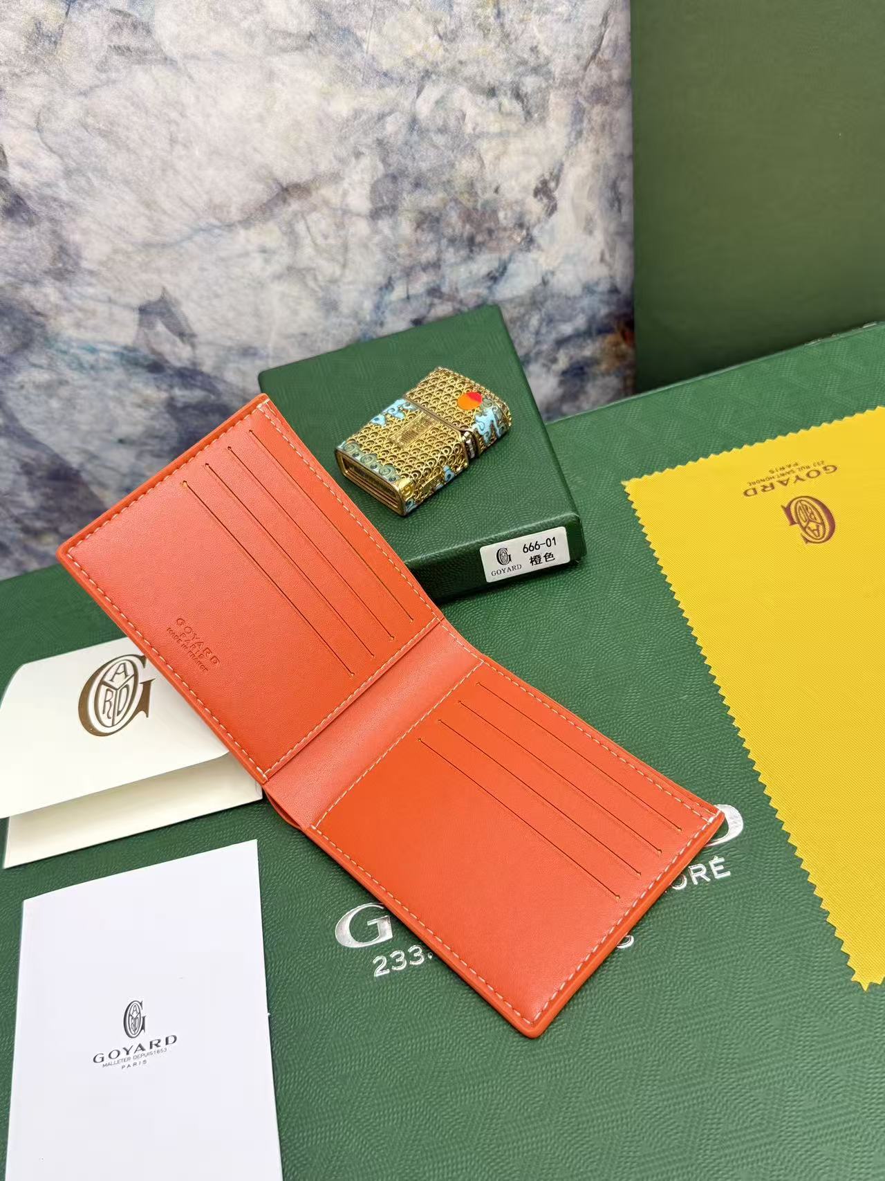 Goyard8格卡位钱包，官网1:1顶级材质手工精细，11个颜色现货供应， 质感直接拉到满分里面可放8-10张卡左右， 