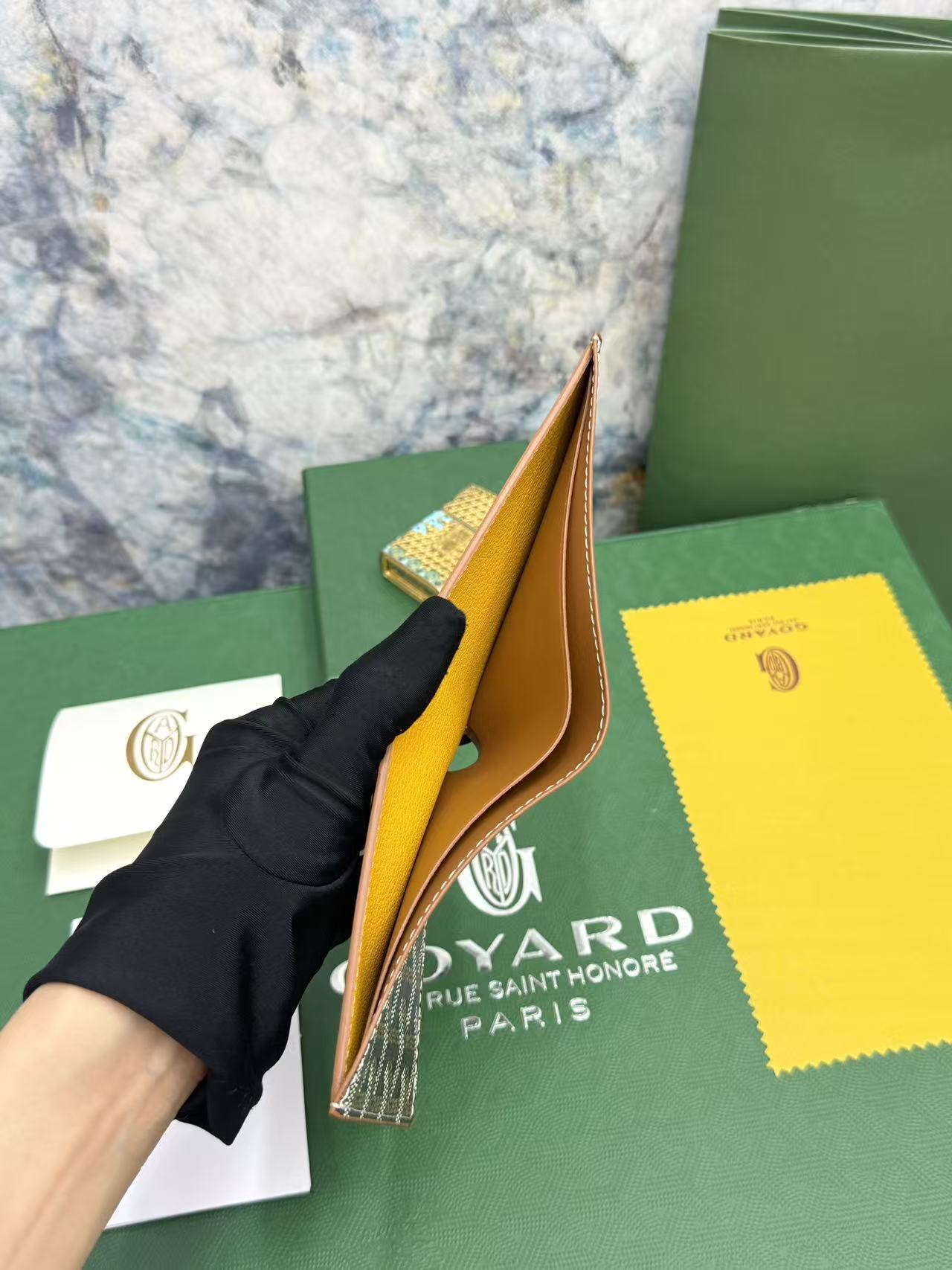 Goyard8格卡位钱包,官网1:1顶级材质手工精细,11个颜色现货供应, 质感直接拉到满分里面可放8-10张卡左右, Goyard8格卡位钱包,官网1:1顶级材质手工精细,11个颜色现货供应, 质感直接拉到满分里面可放8-10张卡左右,