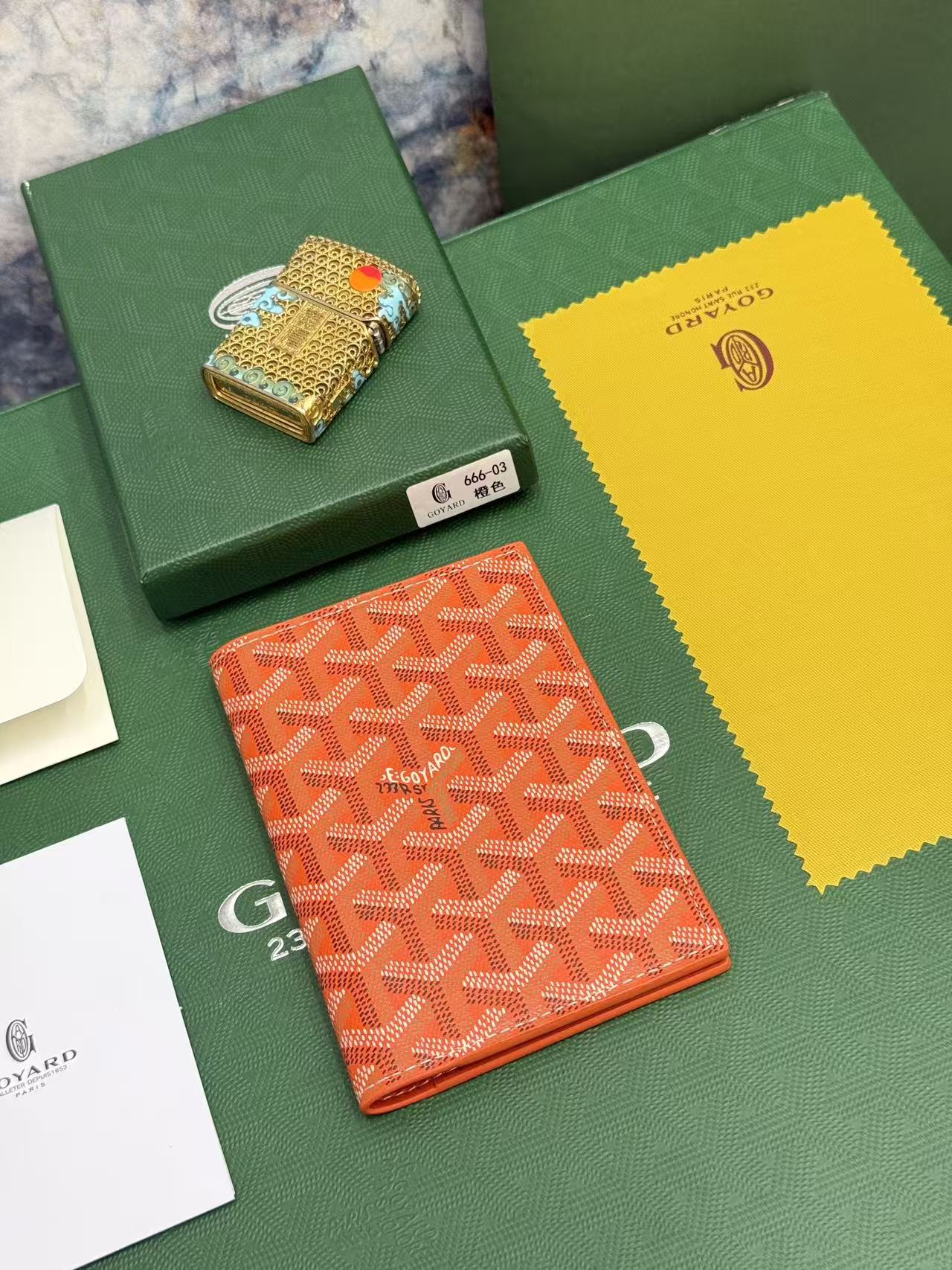 Goyard左边卡位四格护照夹,官网1:1顶级材质手工精细,11个颜色现货供应, 质感直接拉满, 放现金,薄身不站位置, Goyard左边卡位四格护照夹,官网1:1顶级材质手工精细,11个颜色现货供应, 质感直接拉满, 放现金,薄身不站位置,