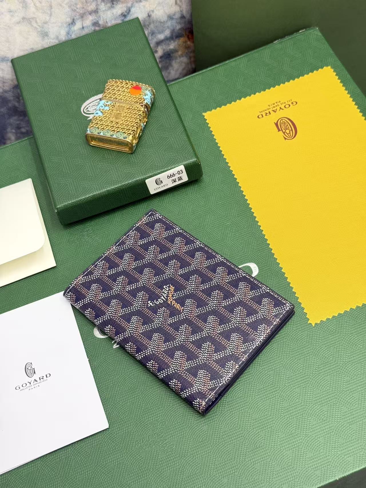 Goyard左边卡位四格护照夹,官网1:1顶级材质手工精细,11个颜色现货供应, 质感直接拉满, 放现金,薄身不站位置, Goyard左边卡位四格护照夹,官网1:1顶级材质手工精细,11个颜色现货供应, 质感直接拉满, 放现金,薄身不站位置,