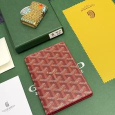 Goyard左边卡位四格护照夹,官网1:1顶级材质手工精细,11个颜色现货供应, 质感直接拉满, 放现金,薄身不站位置, Goyard左边卡位四格护照夹,官网1:1顶级材质手工精细,11个颜色现货供应, 质感直接拉满, 放现金,薄身不站位置,