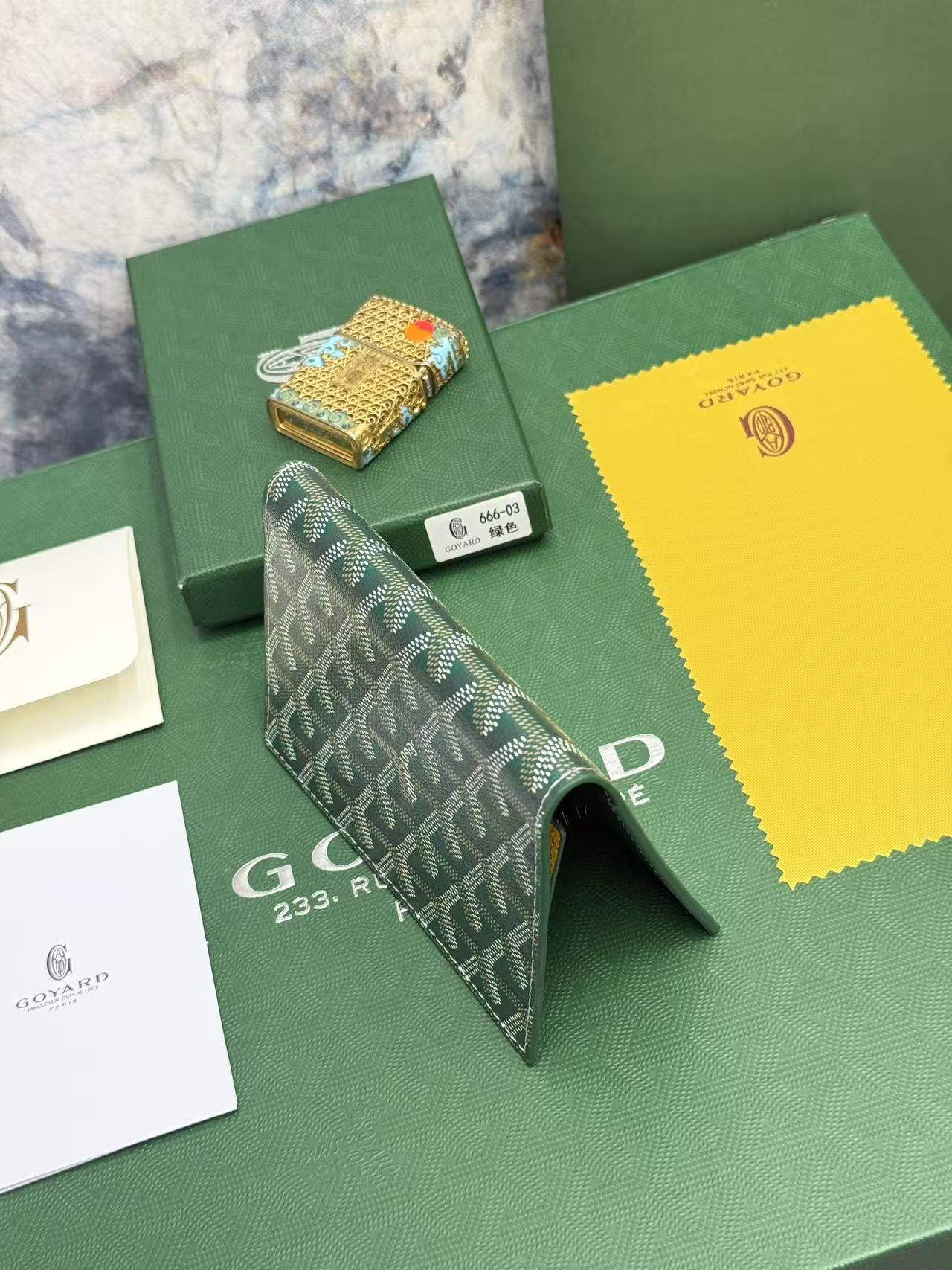 Goyard左边卡位四格护照夹,官网1:1顶级材质手工精细,11个颜色现货供应, 质感直接拉满, 放现金,薄身不站位置, Goyard左边卡位四格护照夹,官网1:1顶级材质手工精细,11个颜色现货供应, 质感直接拉满, 放现金,薄身不站位置,