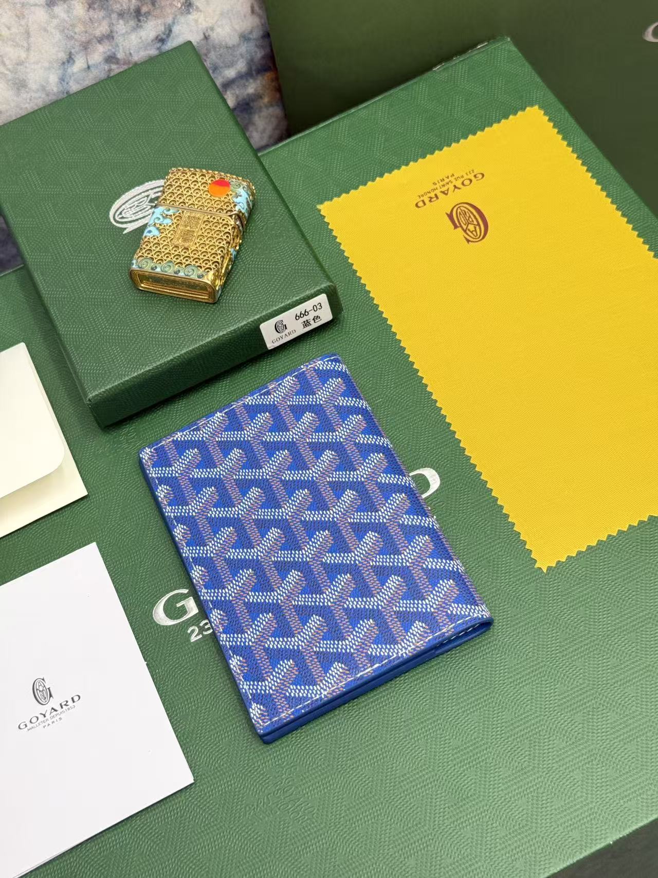 Goyard左边卡位四格护照夹,官网1:1顶级材质手工精细,11个颜色现货供应, 质感直接拉满, 放现金,薄身不站位置, Goyard左边卡位四格护照夹,官网1:1顶级材质手工精细,11个颜色现货供应, 质感直接拉满, 放现金,薄身不站位置,