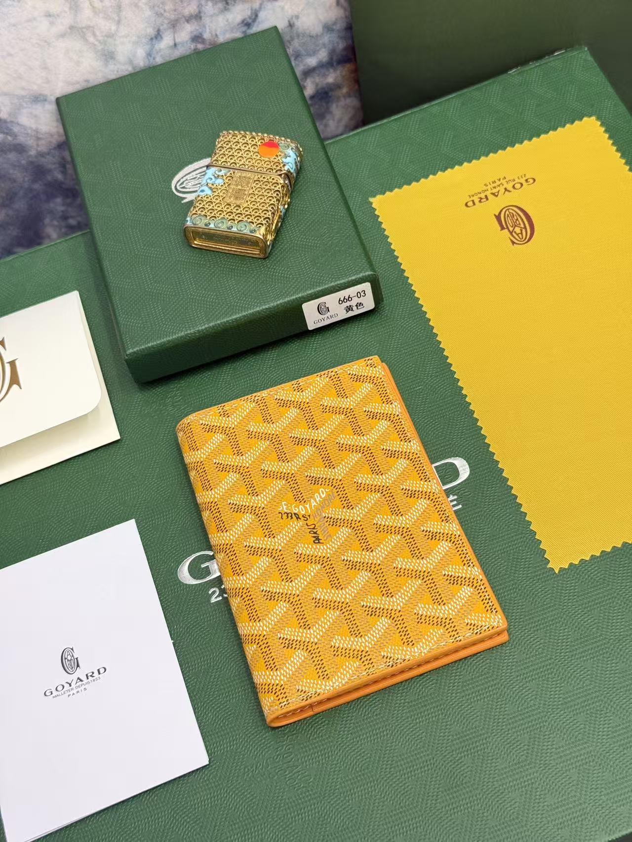 Goyard左边卡位四格护照夹,官网1:1顶级材质手工精细,11个颜色现货供应, 质感直接拉满, 放现金,薄身不站位置, Goyard左边卡位四格护照夹,官网1:1顶级材质手工精细,11个颜色现货供应, 质感直接拉满, 放现金,薄身不站位置,
