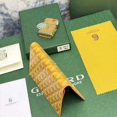 Goyard左边卡位四格护照夹,官网1:1顶级材质手工精细,11个颜色现货供应, 质感直接拉满, 放现金,薄身不站位置, Goyard左边卡位四格护照夹,官网1:1顶级材质手工精细,11个颜色现货供应, 质感直接拉满, 放现金,薄身不站位置,