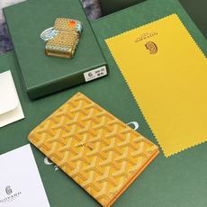 Goyard左边卡位四格护照夹,官网1:1顶级材质手工精细,11个颜色现货供应, 质感直接拉满, 放现金,薄身不站位置, Goyard左边卡位四格护照夹,官网1:1顶级材质手工精细,11个颜色现货供应, 质感直接拉满, 放现金,薄身不站位置,