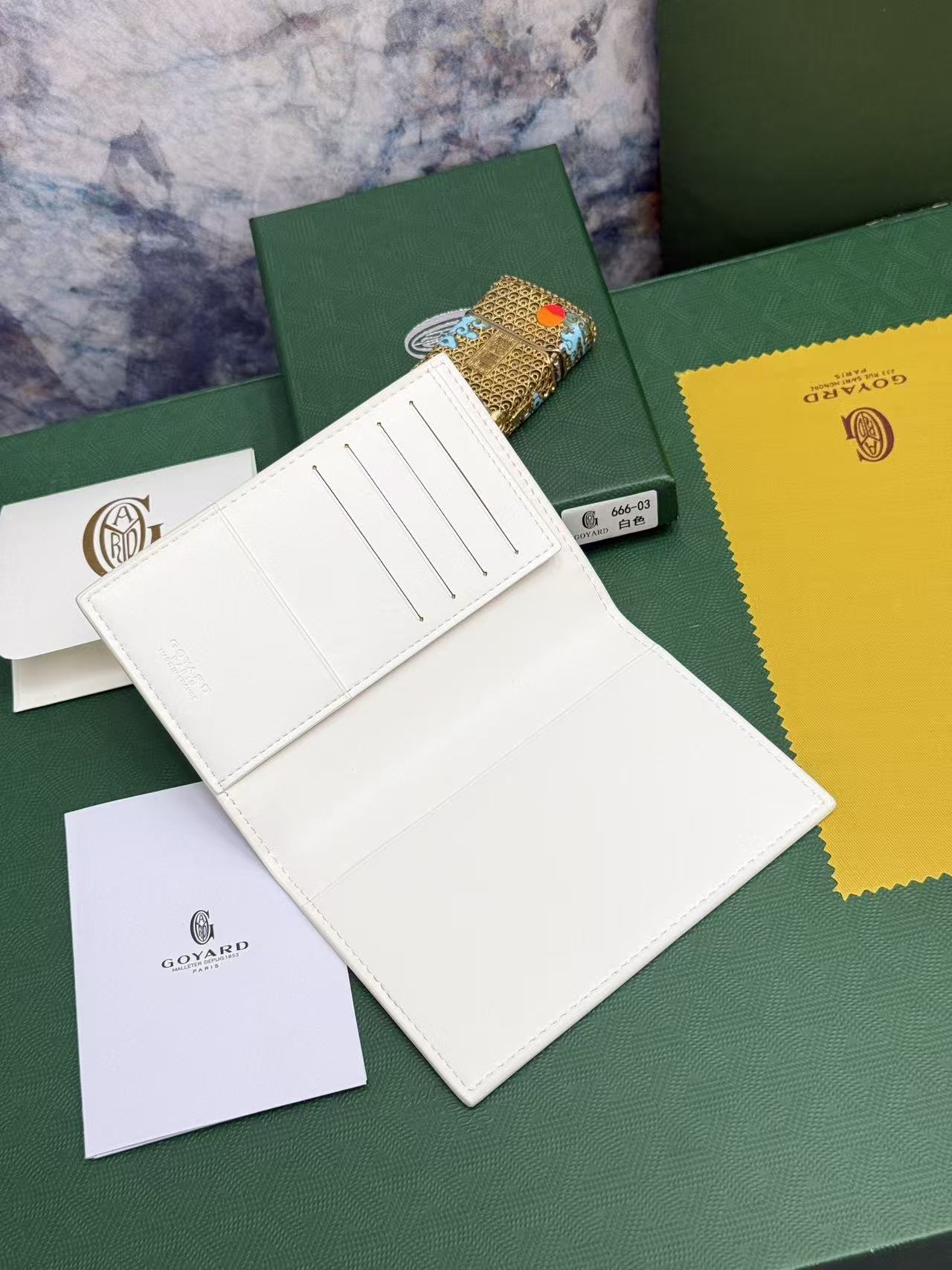 Goyard左边卡位四格护照夹,官网1:1顶级材质手工精细,11个颜色现货供应, 质感直接拉满, 放现金,薄身不站位置, Goyard左边卡位四格护照夹,官网1:1顶级材质手工精细,11个颜色现货供应, 质感直接拉满, 放现金,薄身不站位置,