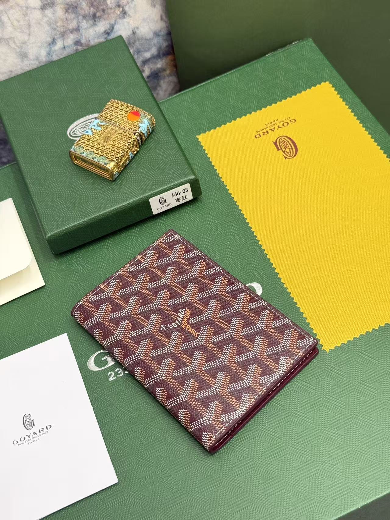 Goyard左边卡位四格护照夹,官网1:1顶级材质手工精细,11个颜色现货供应, 质感直接拉满, 放现金,薄身不站位置, Goyard左边卡位四格护照夹,官网1:1顶级材质手工精细,11个颜色现货供应, 质感直接拉满, 放现金,薄身不站位置,