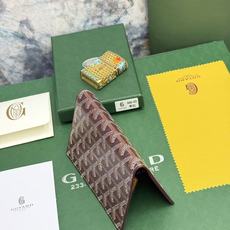 Goyard左边卡位四格护照夹,官网1:1顶级材质手工精细,11个颜色现货供应, 质感直接拉满, 放现金,薄身不站位置, Goyard左边卡位四格护照夹,官网1:1顶级材质手工精细,11个颜色现货供应, 质感直接拉满, 放现金,薄身不站位置,